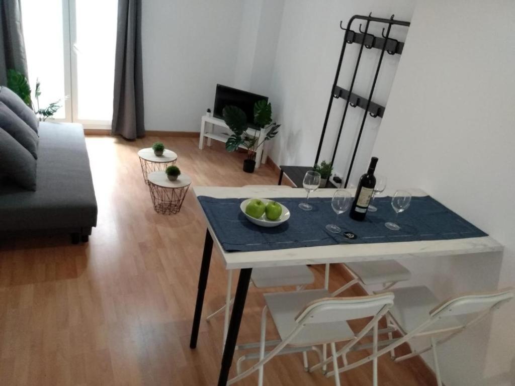 Cdz - San Telmo, Apartamentos Con Terraza Cádiz Buitenkant foto